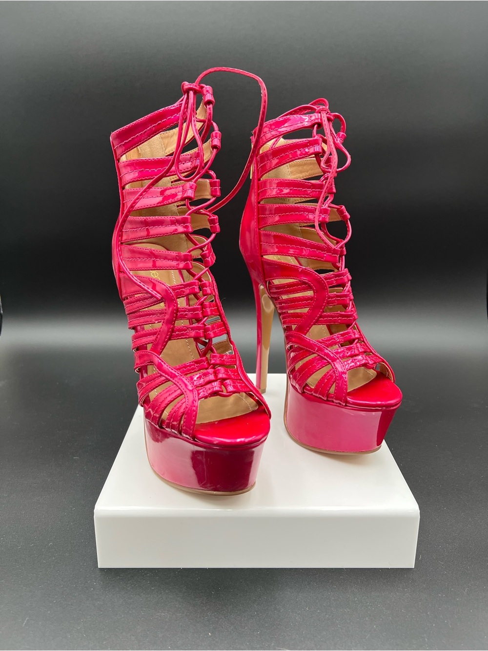 Shoe Dazzle Hot Pink Patent Lace-Up Platform Heels